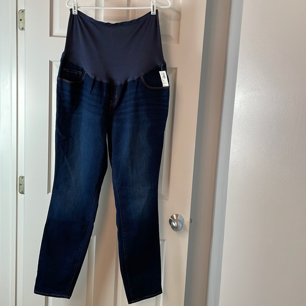 NWT Old Navy Dark Denim Maternity Jeans Size 16 Long- 31” Inseam
